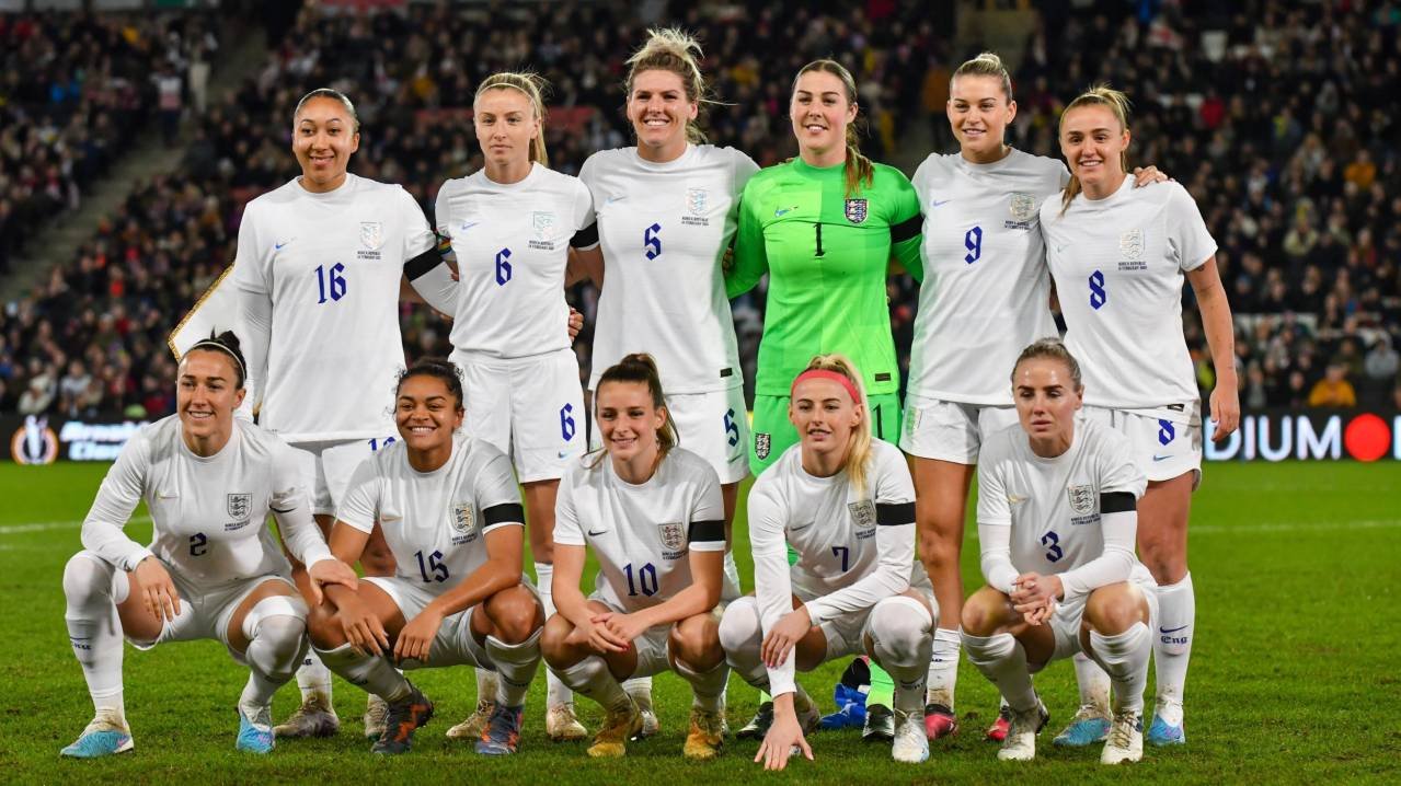  england women's national football team vs spain women's national football team lineups 